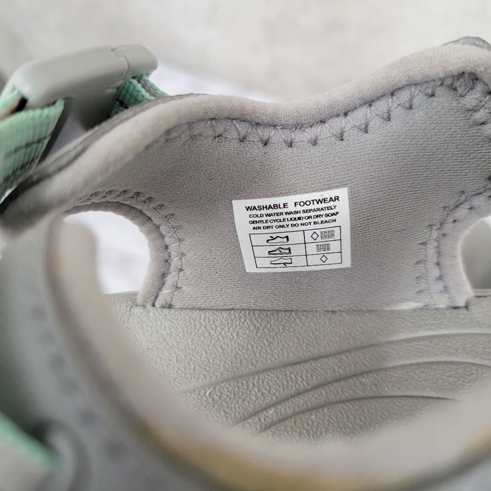 Keen Women's Sandals - Light Gray with Mint Straps - Picture 7 of 12